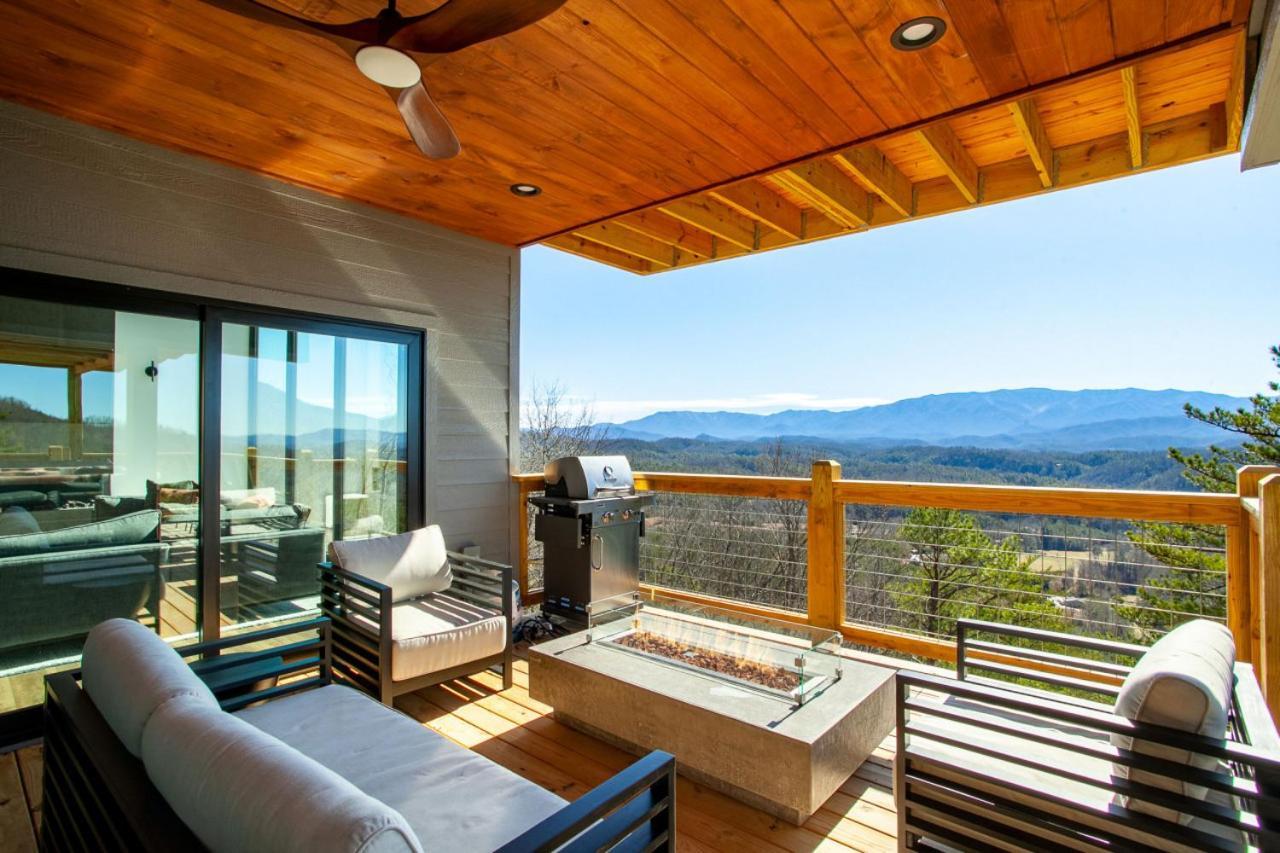 3 Pines Lodges Luxury Mountain View Hot Tub Sevierville Exterior photo