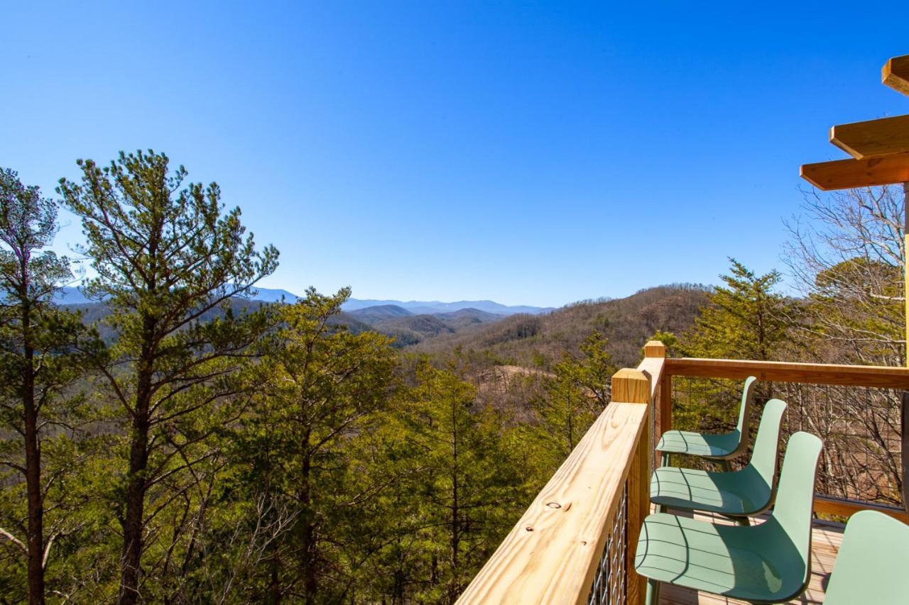 3 Pines Lodges Luxury Mountain View Hot Tub Sevierville Exterior photo