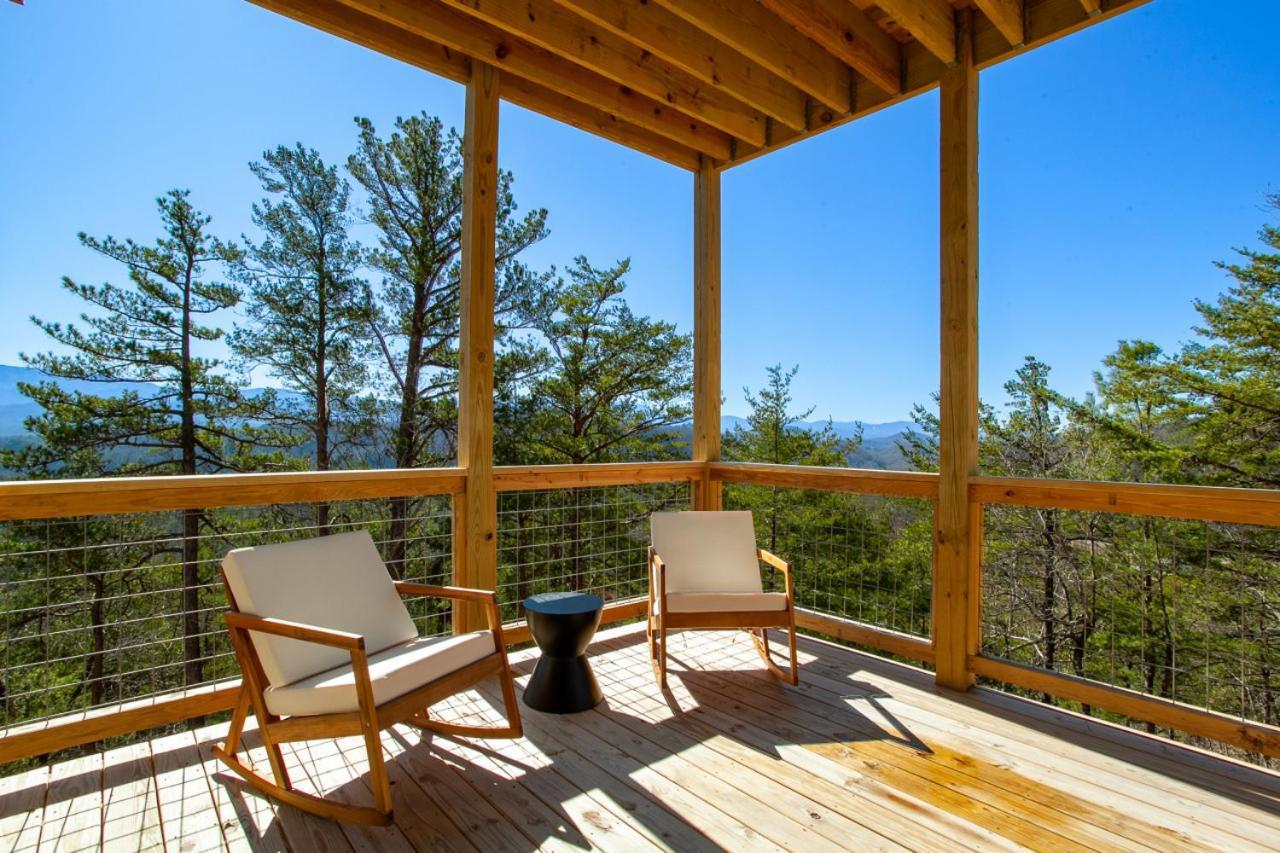 3 Pines Lodges Luxury Mountain View Hot Tub Sevierville Exterior photo