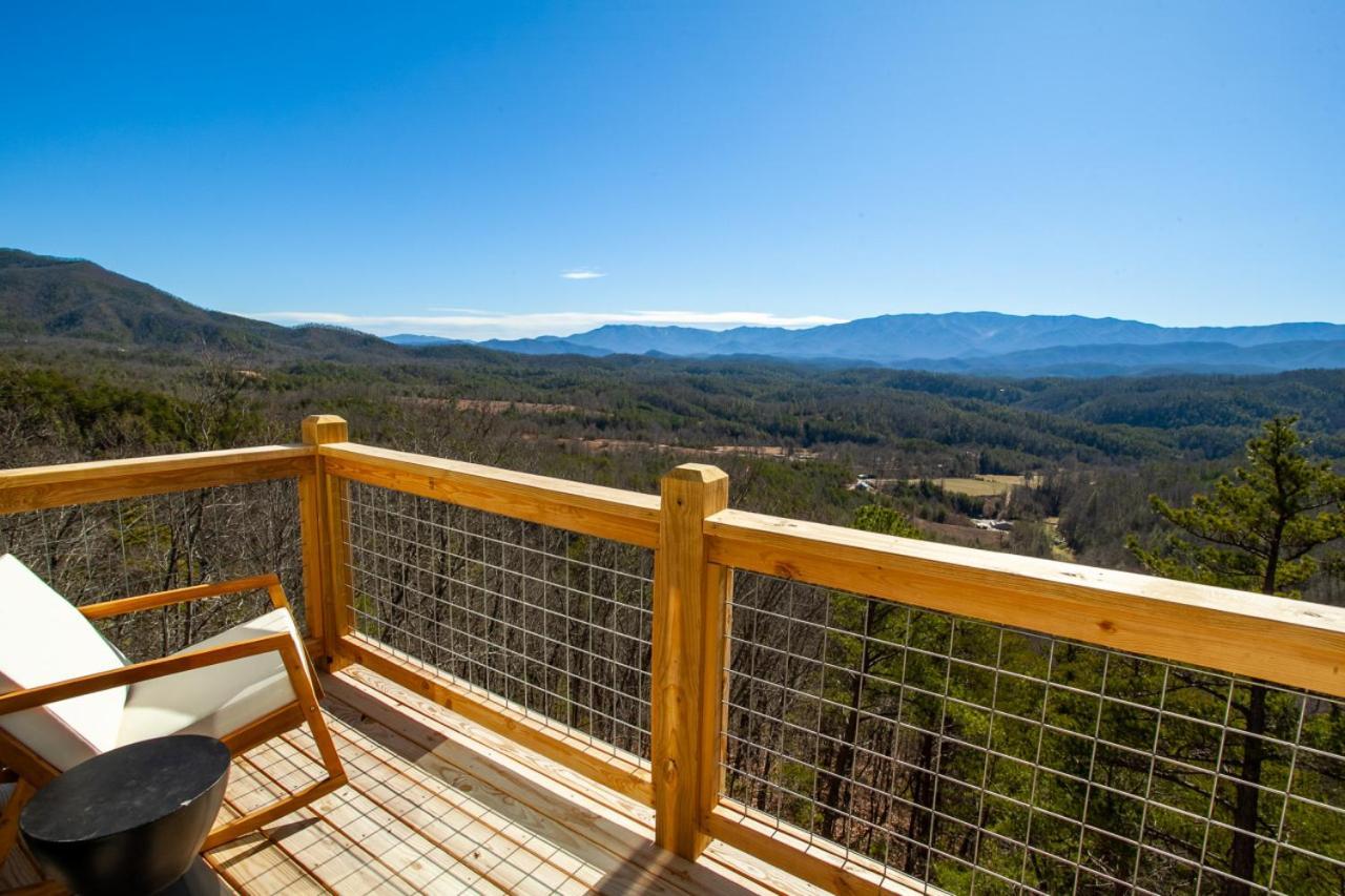 3 Pines Lodges Luxury Mountain View Hot Tub Sevierville Exterior photo