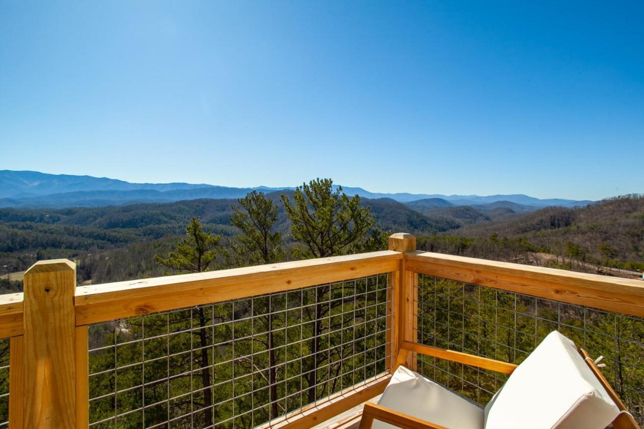3 Pines Lodges Luxury Mountain View Hot Tub Sevierville Exterior photo